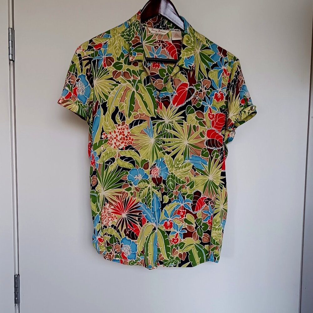 Tommy Bahama Stretch silk 93%/ 7% spandex shirt